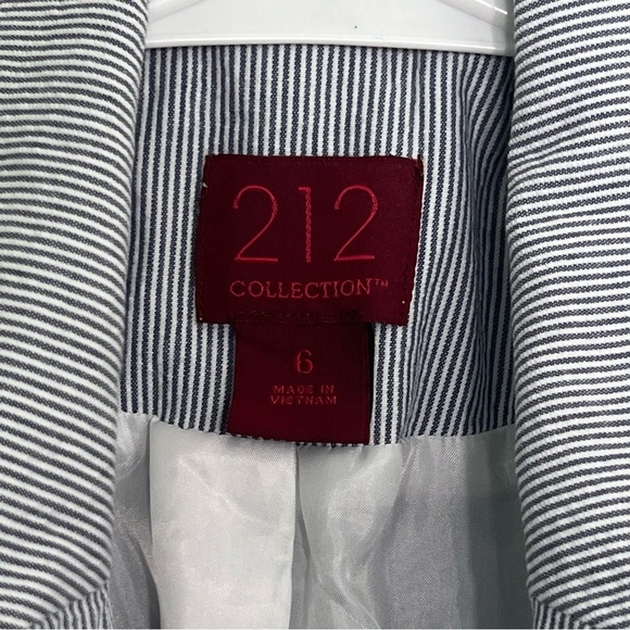 212 Collection blue & white Striped women’s Blazer size 6 no flaws - Picture 5 of 5